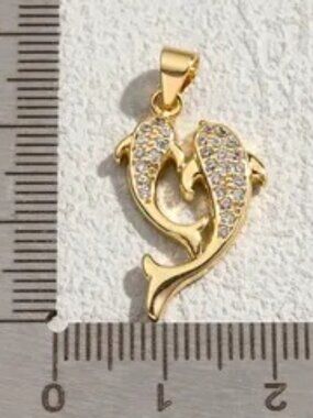 Brand New18k Gold Plated Dolphin Pendant Necklace